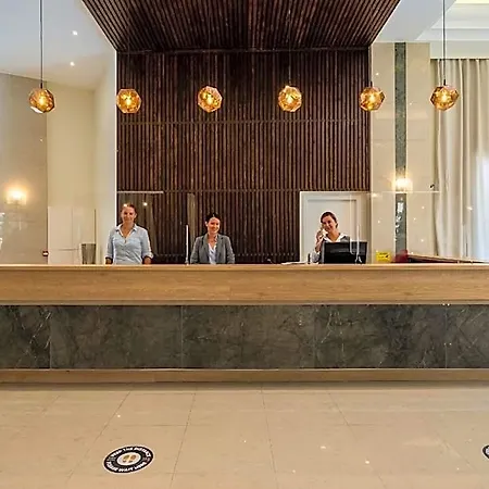 Отель Castellum 4*