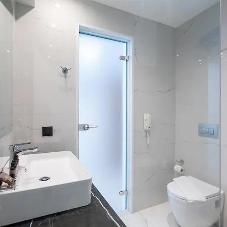 מלון Castellum 4*